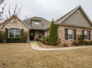 5804 SW Knotty Pine Rd, Bentonville, AR 72713