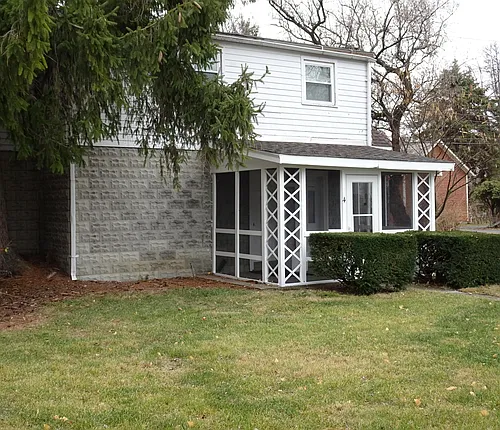 833 S Cory St Photo 1
