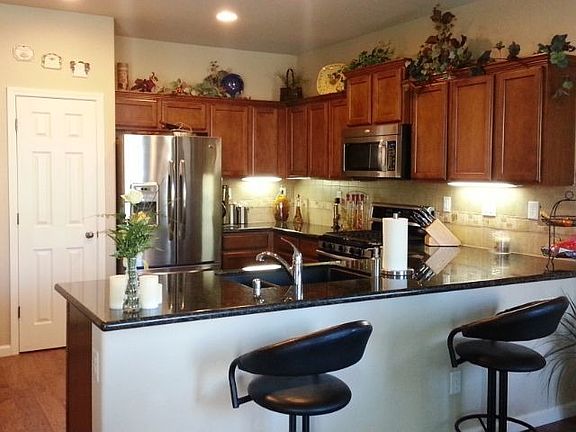 2nd image of 3073 Morley Ln