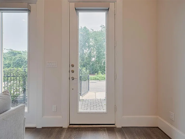 5308 S Capitol St — Photo 5