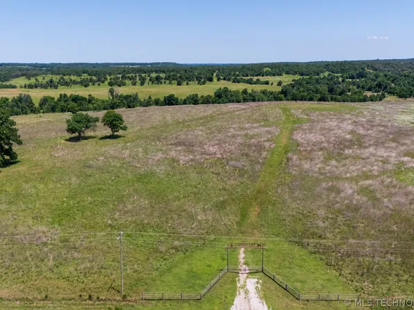 W 301st St S, Bristow, OK 74010