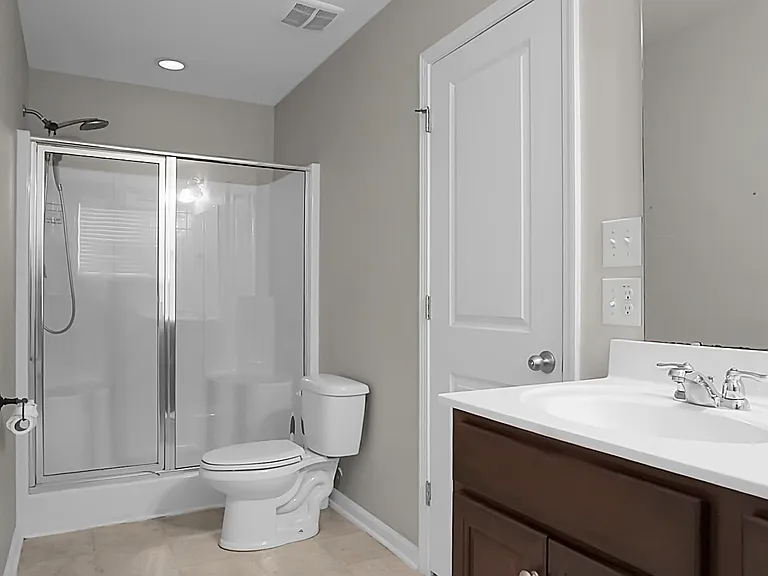 243 Oglethorpe Cir — Photo 6