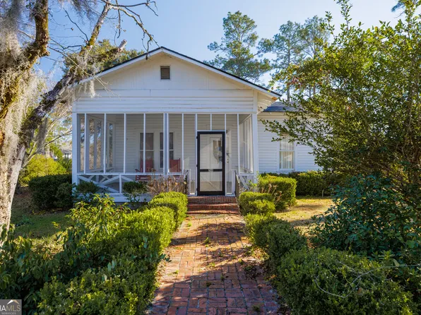 244 Courtland Ave, Homerville, GA 31634