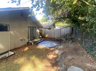 12550 35th Ave NE, Seattle, WA 98125