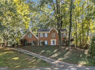210 Glenrose Ct, Roswell, GA 30076