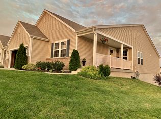 3208 Grace Hill Dr, Lake Saint Louis, MO 63367