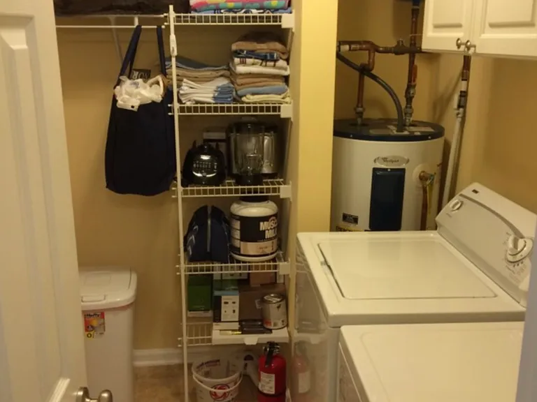 1002 Kingswood Dr #F — Photo 2