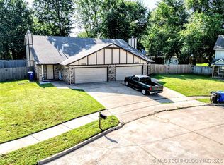 7205 S Date Pl, Broken Arrow, OK 74011