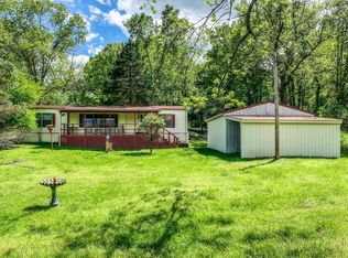 827 County Road 334, Tecumseh, MO 65760