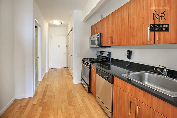 Rented by New York Residence | media 47