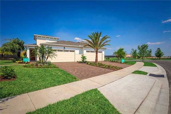 Home For Sale In Twin Lakes