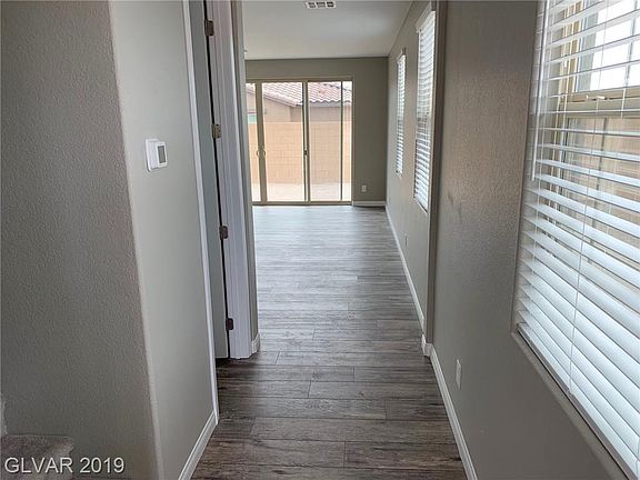 3rd image of 8092 Skye Canyon Grand St