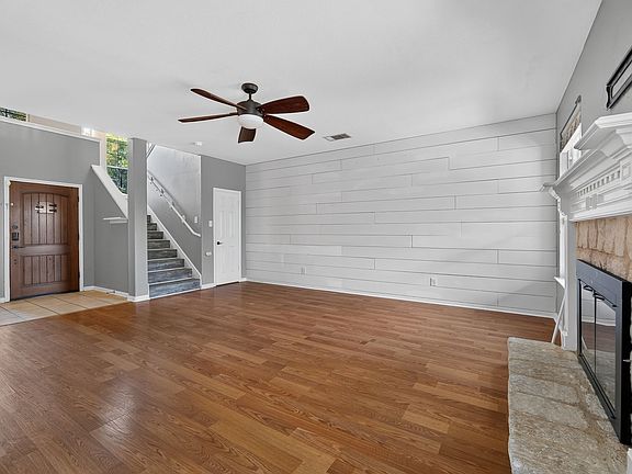 5th image of 1506 Crescent Point