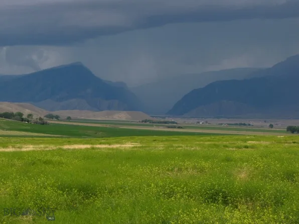 Borderland Drive Clark #50, Powell, WY 82435