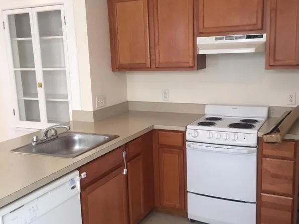 881 Massachusetts Ave, Cambridge, MA