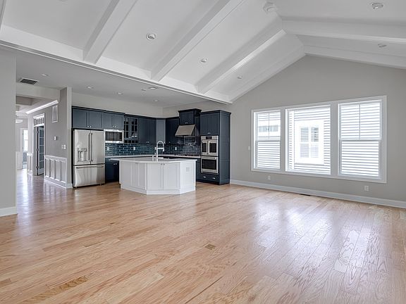 5th image of 19382 Loblolly Cir