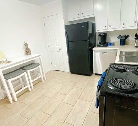 5th image of 2040 Esplanade St #2040