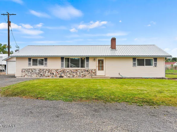 271 S Kershaw Dr, Yakima, WA 98908