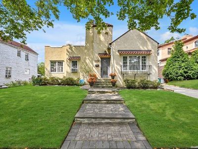 80-50 233rd Street, Queens Village, NY, 11427