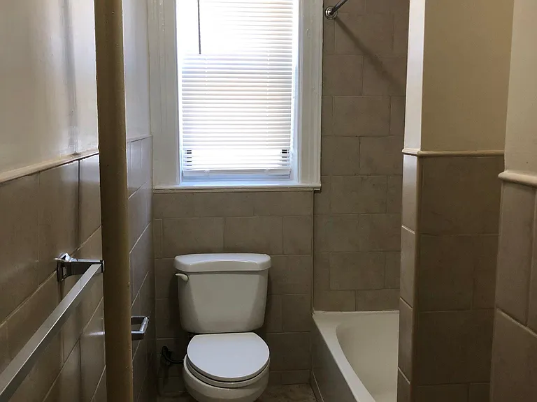 18 Kensington Ave #2H — Photo 6