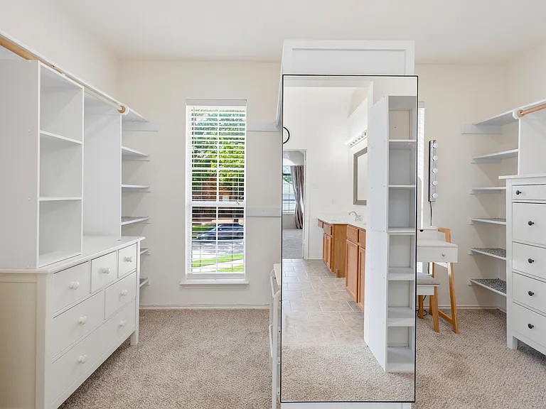 724 Pine Lakes Dr — Photo 29