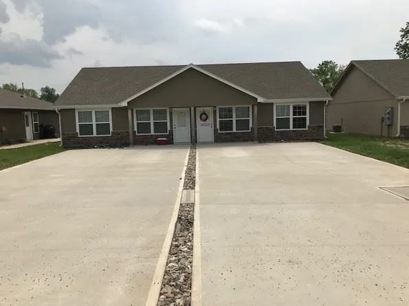 602A W Gay St #1, Warrensburg, MO 64093