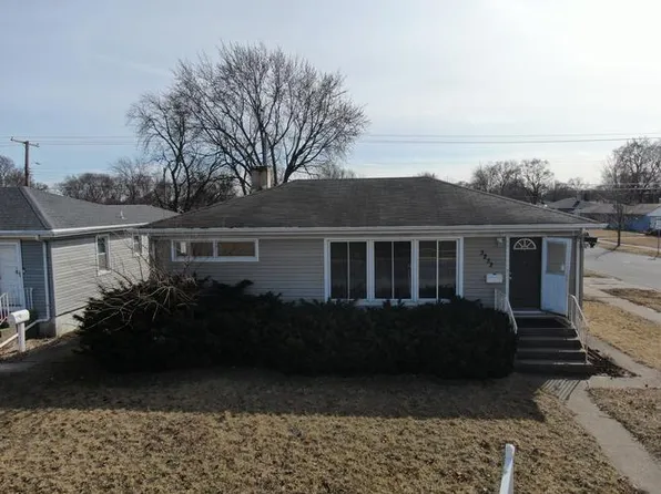 3232 165th St, Hammond, IN 46323
