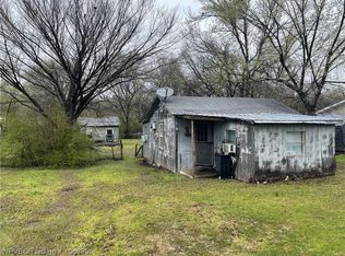 211 NE 4th St, Spiro, OK 74959