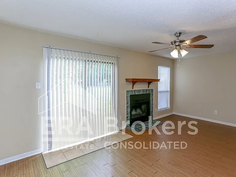 4506 Lago Cir #A — Photo 7