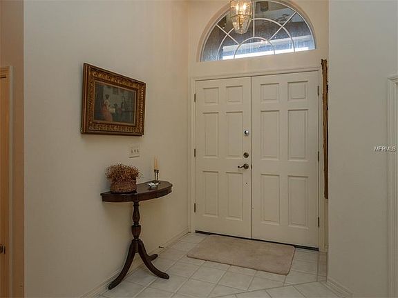2nd image of 714 Powderhorn Cir