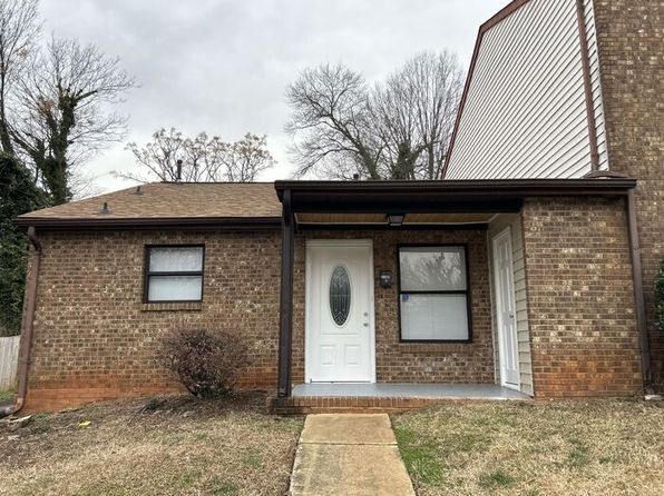 309 Cemetery St APT A