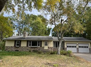 6301 Greenbriar Ave, Excelsior, MN 55331