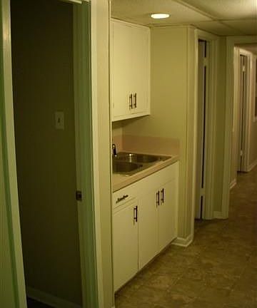 5th image of 815 Lindbergh Dr