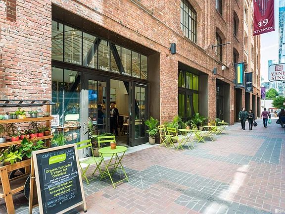 3rd image of 16 Jessie St #207