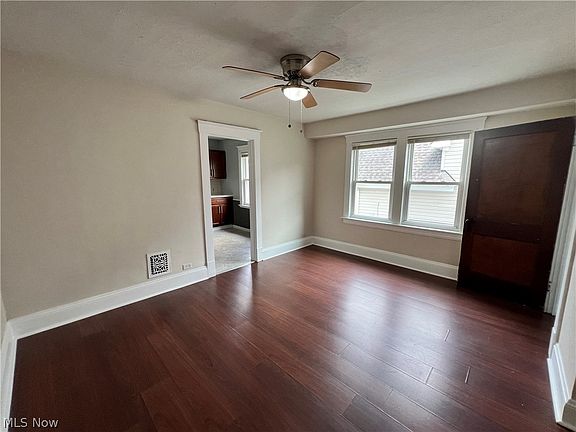 3rd image of 2406 Searsdale Ave