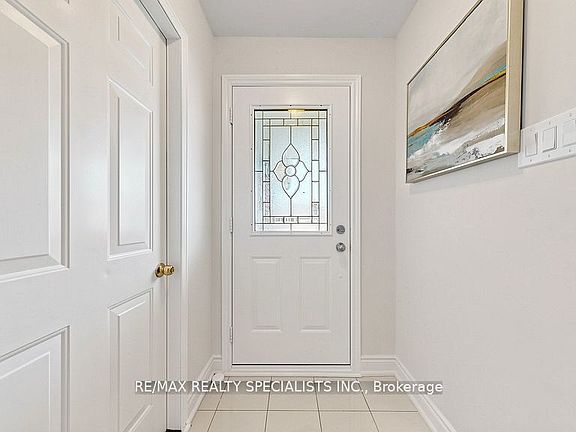 4th image of 59 Sunforest Dr
