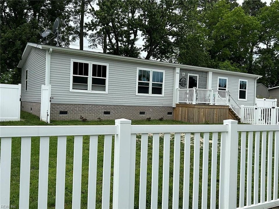 1st image of 1241 Swallow Dr