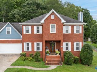 146 Derwent Ln, Huntsville, AL 35810
