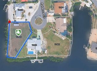 11480 Rebecca Cir, Fort Myers Beach, FL 33931