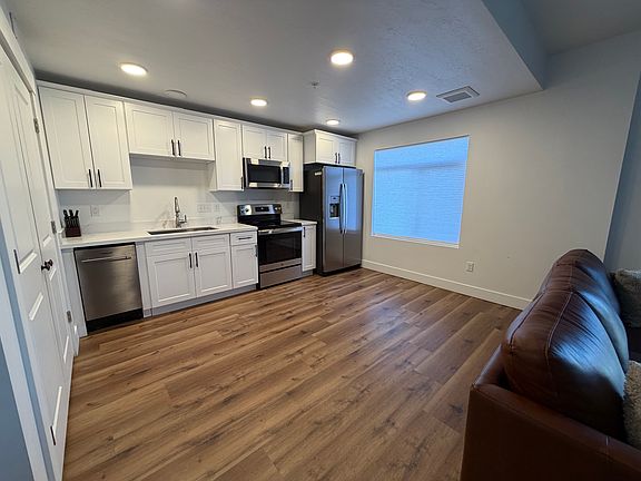 4th image of 98 E Center St #207