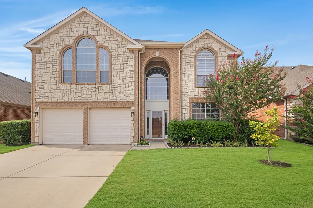 4 bed, 3.5 bath, 3148 sqft, $3,050 — Photo 1