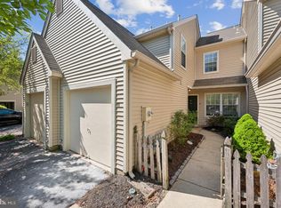 91 Woodlake Dr, Marlton, NJ 08053