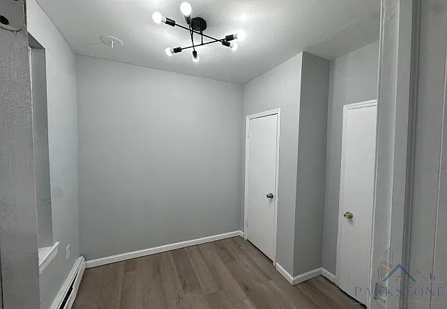 112 Greenville Ave #2E
