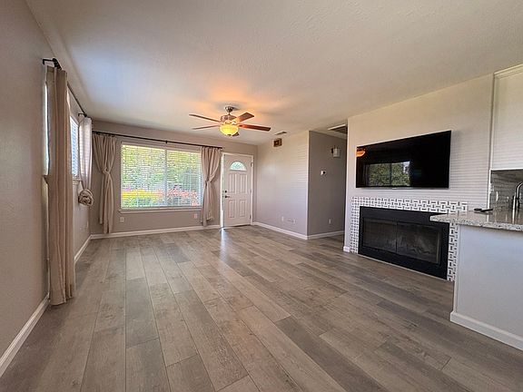4th image of 5050 64th St