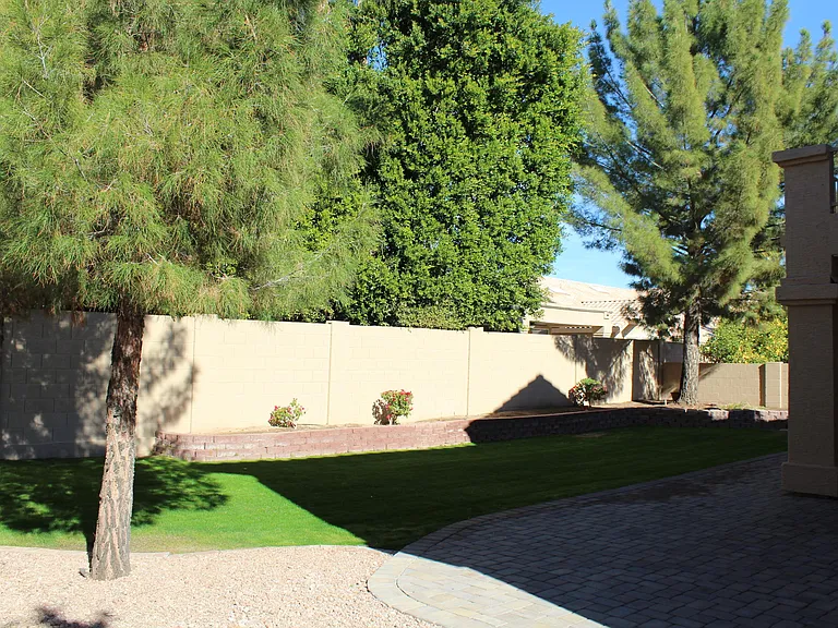 1628 E Glenhaven Dr — Photo 19