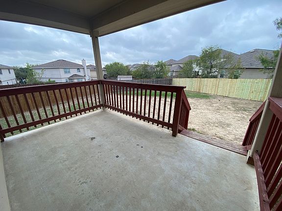 5th image of 3902 Nuttall Oak Dr