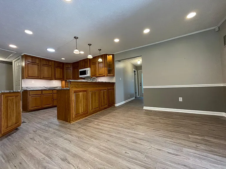 1116 Robinson Rd — Photo 11