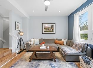 1060 Walden Cir UNIT 42, Mississauga, ON L5J 4J9