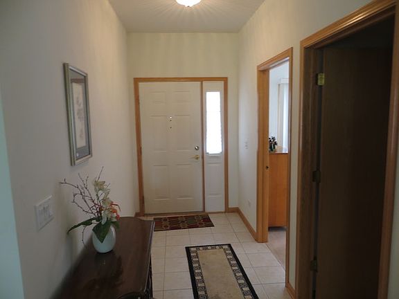 2nd image of 2276 Ashbrook Ln