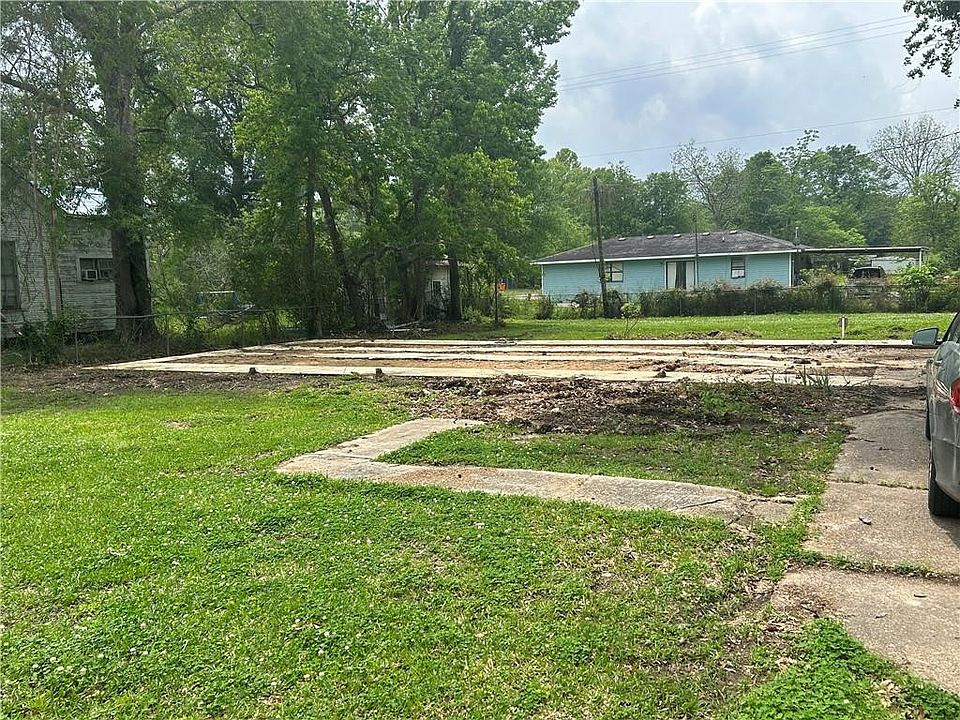 2nd image of 509 E Main St